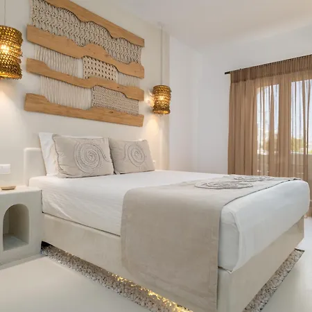 Kelly & アパートホテル 4*