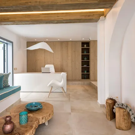 Kelly & Lejlighedshotel 4*