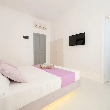 Kelly & Lejlighedshotel Naousa