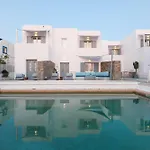 Kelly & 4* ناوسا