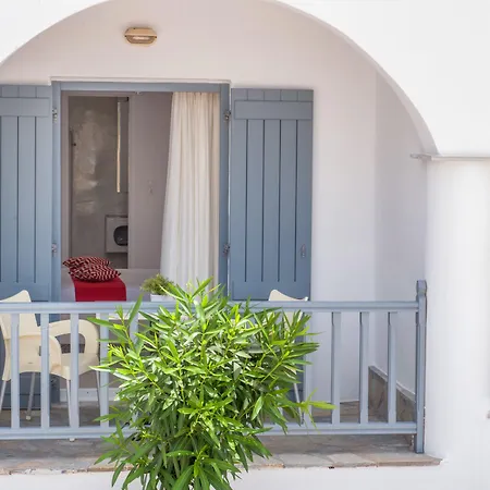 Kelly & Apartmanhotel Náusza