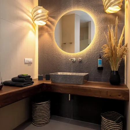 Hotel apartamentowy Kelly & 4*