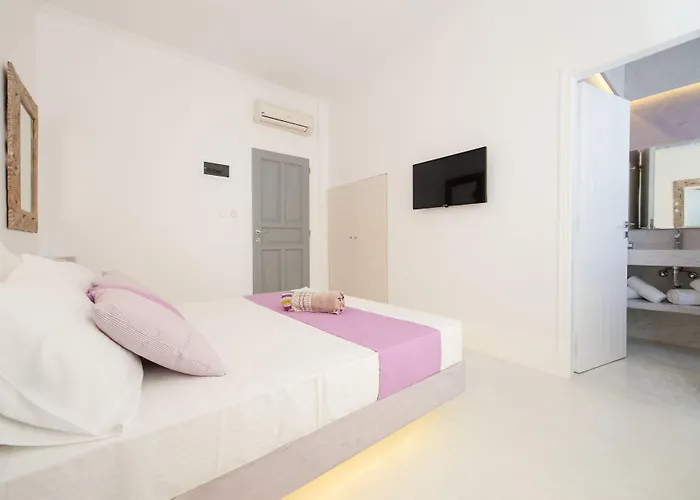 Kelly & Apartmanhotel Náusza